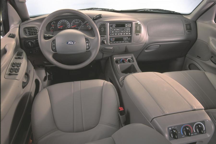  Ford Expedition 1999 года  (фото 45 из 59)